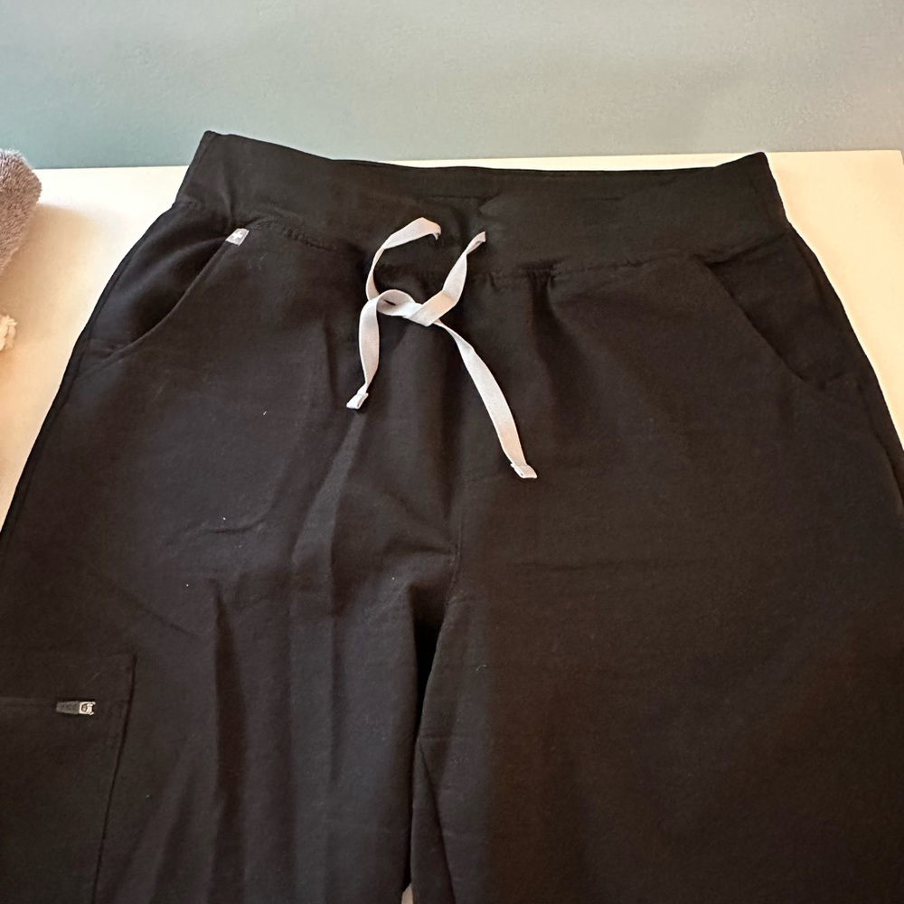 Figs joggers size large tall